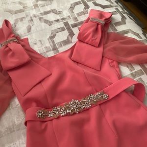 Stunning ladies dress with diamonte shoulder snd belt detail